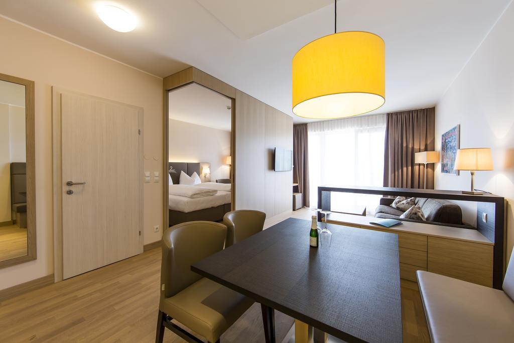 Feel Good Resort Krumpendorf Bagian luar foto