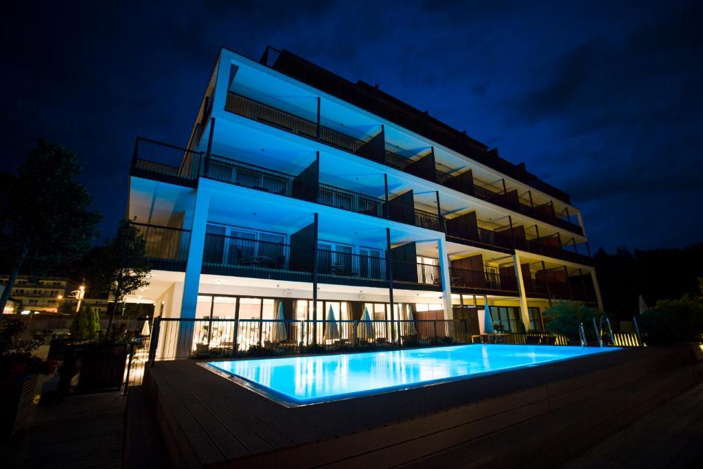 Feel Good Resort Krumpendorf Bagian luar foto